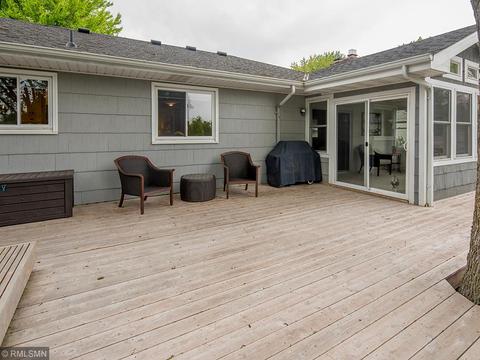 10001 Zenith Rd, Bloomington, MN 55431 photo 9
