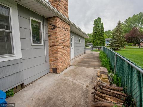 10001 Zenith Rd, Bloomington, MN 55431 photo 8