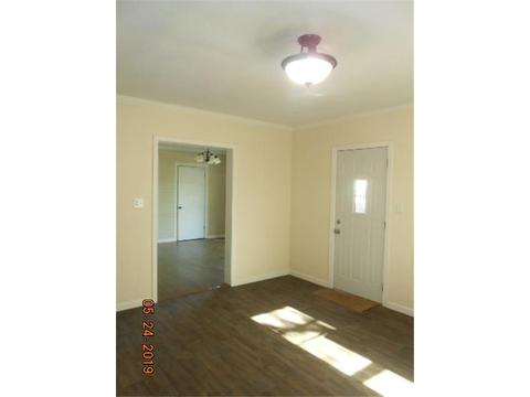 660 13th St, Windom, MN 56101 photo 9