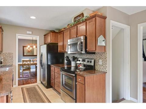 3200 W 81st St, Bloomington, MN 55431 photo 7