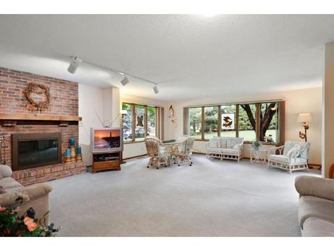 1415 Rebecca Ln, Eagan, MN 55122 photo 14