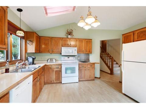 1415 Rebecca Ln, Eagan, MN 55122 photo 25