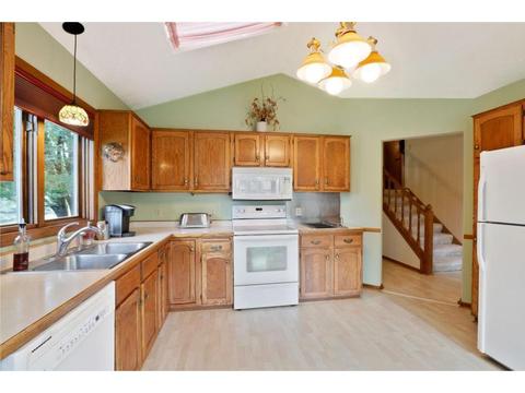 1415 Rebecca Ln, Eagan, MN 55122 photo 24