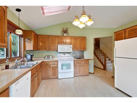 1415 Rebecca Ln, Eagan, MN 55122 photo 26