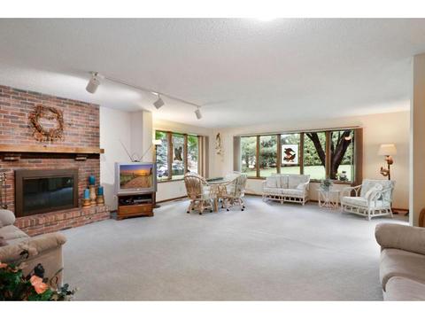 1415 Rebecca Ln, Eagan, MN 55122 photo 15