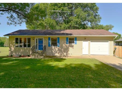 408 10th Ave SE, Faribault, MN 55021 photo 1