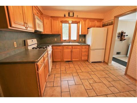 623 3rd St NE, Staples, MN 56479 photo 7