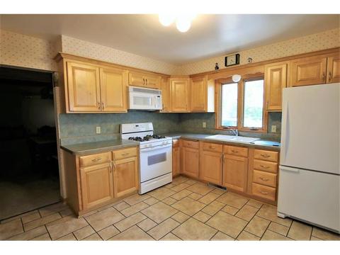 623 3rd St NE, Staples, MN 56479 photo 5