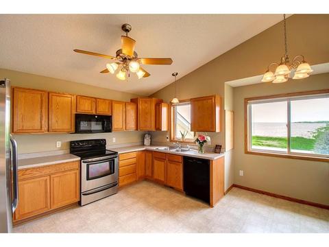 238 Springwheat Dr, Dundas, MN 55019 photo 4