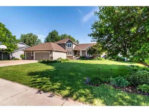 643 Crimson Leaf Trl, Eagan, MN 55123 photo 2