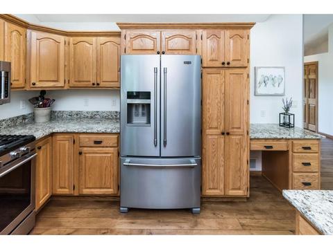 643 Crimson Leaf Trl, Eagan, MN 55123 photo 21