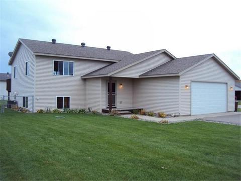 9045 Twins St, Brainerd, MN 56401 photo 1