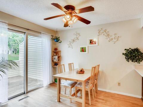 3820 Laurel Ct, Eagan, MN 55122 photo 10