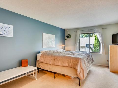 3820 Laurel Ct, Eagan, MN 55122 photo 14