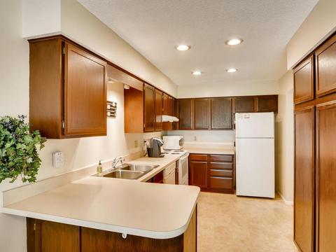 3820 Laurel Ct, Eagan, MN 55122 photo 13