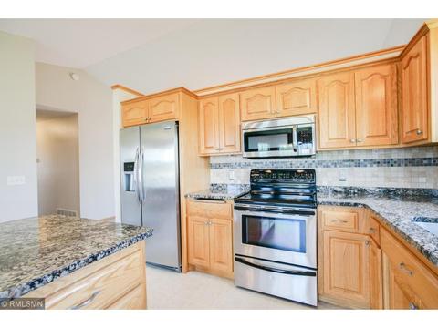 1637 Quail Dr, Saint Cloud, MN 56303 photo 7