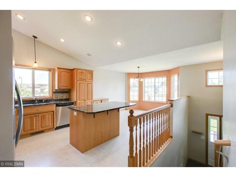 1637 Quail Dr, Saint Cloud, MN 56303 photo 5