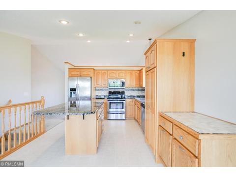1637 Quail Dr, Saint Cloud, MN 56303 photo 9