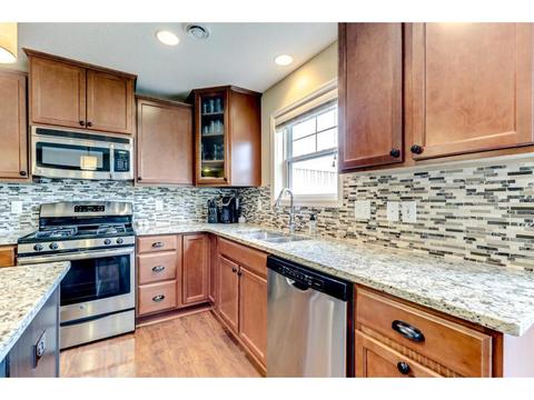3430 Chestnut Ln, Eagan, MN 55123 photo 9