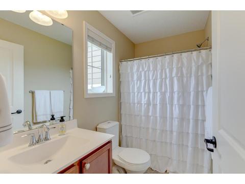 3430 Chestnut Ln, Eagan, MN 55123 photo 20