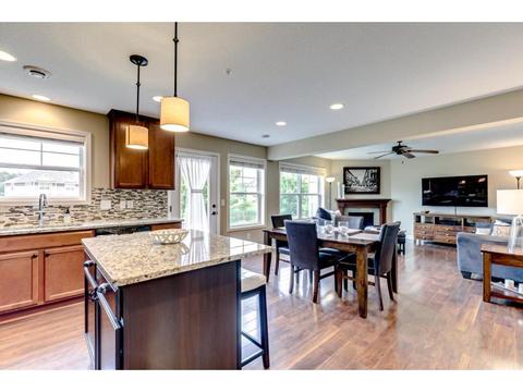 3430 Chestnut Ln, Eagan, MN 55123 photo 10