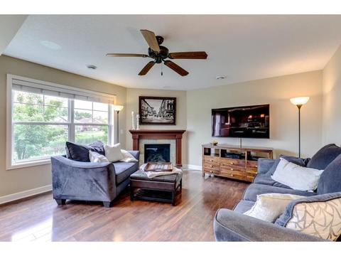 3430 Chestnut Ln, Eagan, MN 55123 photo 12