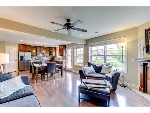 3430 Chestnut Ln, Eagan, MN 55123 photo 13