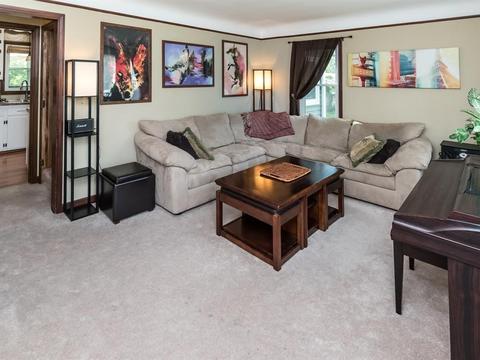 8133 3rd Ave S, Bloomington, MN 55420 photo 2
