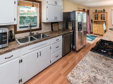 8133 3rd Ave S, Bloomington, MN 55420 photo 5