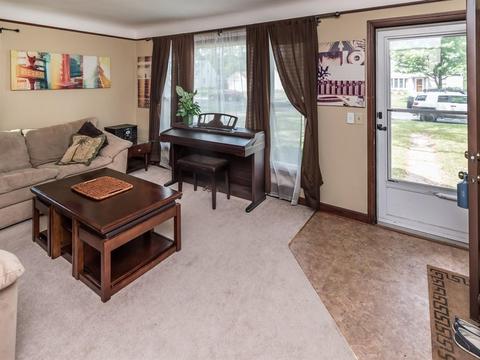 8133 3rd Ave S, Bloomington, MN 55420 photo 3