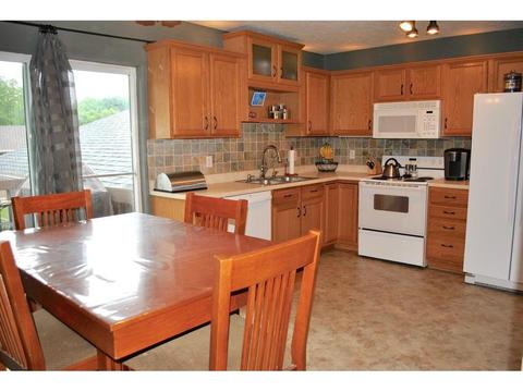 505 Genesis Ave, Marshall, MN 56258 photo 6