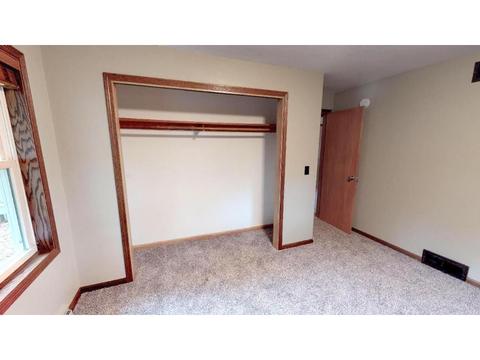2106 Clearwater Rd, Saint Cloud, MN 56301 photo 17