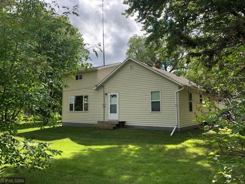 130 4th St E, Randall, MN 56475 photo 1