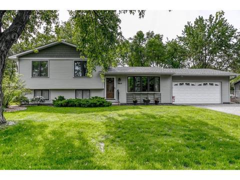 3864 Palisade Way, Eagan, MN 55122 photo 1