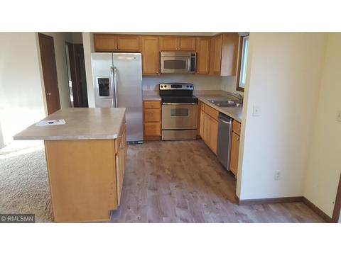 11280 Jersey Ave N, Champlin, MN 55316 photo 4