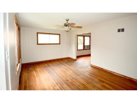 319 E 6th St, Red Wing, MN 55066 photo 2