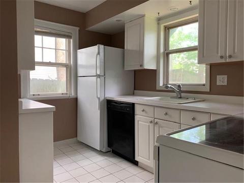 30 W Arrowhead Rd, Duluth, MN 55803 photo 2