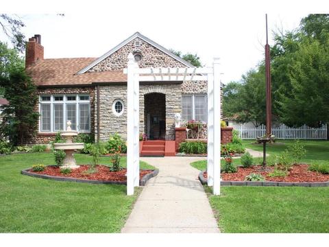 1104 12th Ave S, Saint Cloud, MN 56301 photo 2