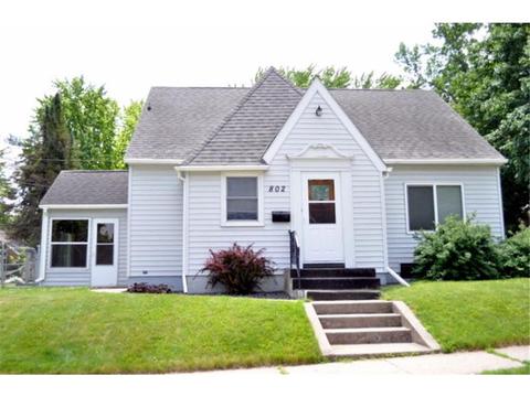 802 E Sheridan Ave, Montevideo, MN 56265 photo 1
