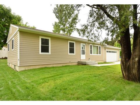 15 Red Wing Ave, Kenyon, MN 55946 photo 2