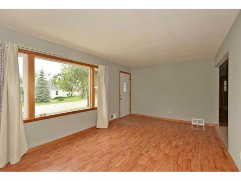 15 Red Wing Ave, Kenyon, MN 55946 photo 4