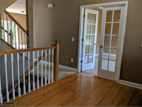 962 Stanwix Rd, Eagan, MN 55123 photo 3