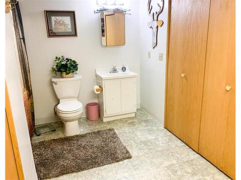 812 Chestnut Ct, Saint Cloud, MN 56303 photo 17