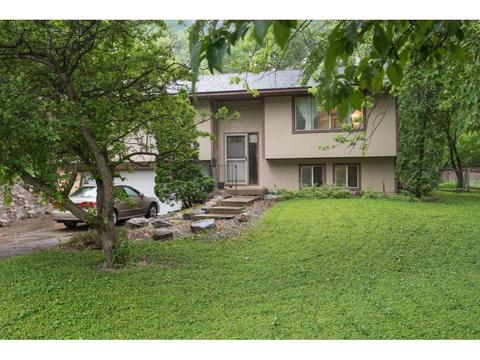 1406 Broadview Ave, Chaska, MN 55318 photo 1