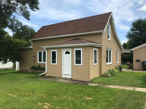 301 6th St E, Adrian, MN 56110 photo 2
