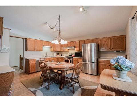 1412 Rebecca Ln, Eagan, MN 55122 photo 1