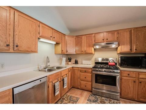 1412 Rebecca Ln, Eagan, MN 55122 photo 9