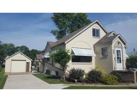 328 N Spring Ave, Springfield, MN 56087 photo 1