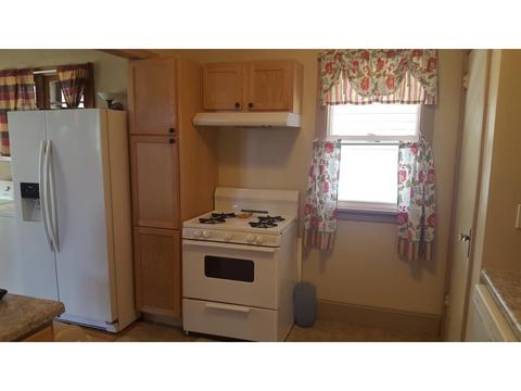 328 N Spring Ave, Springfield, MN 56087 photo 2