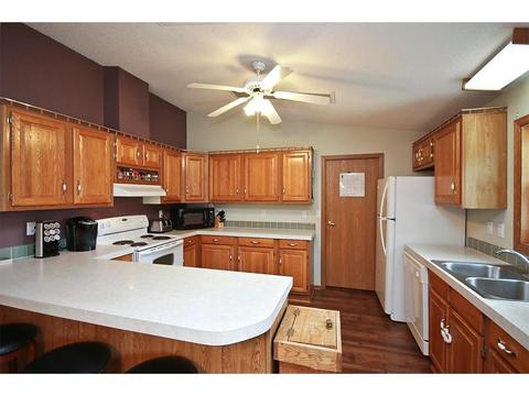 2011 11th St E, Glencoe, MN 55336 photo 3